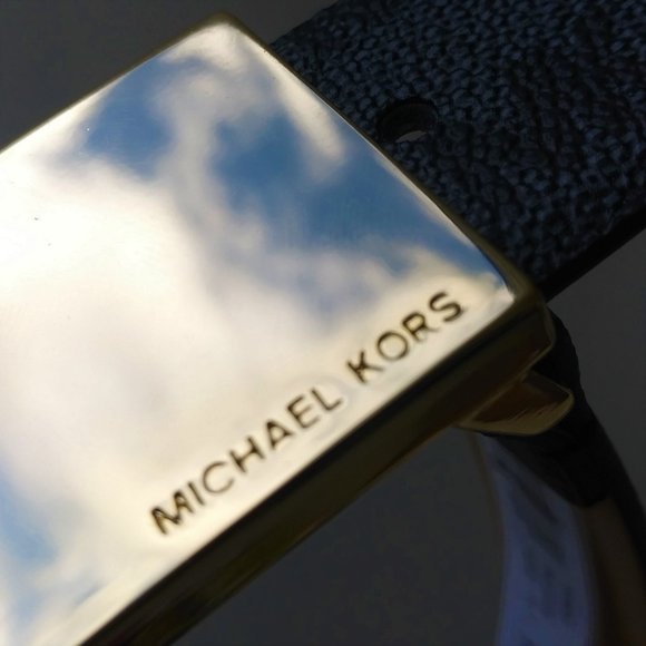 Michael Kors Women\'s Rectangle Gold Buckle Belt